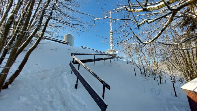 Blick zum Gipfel des Inselsberg Vereinsleben SCE