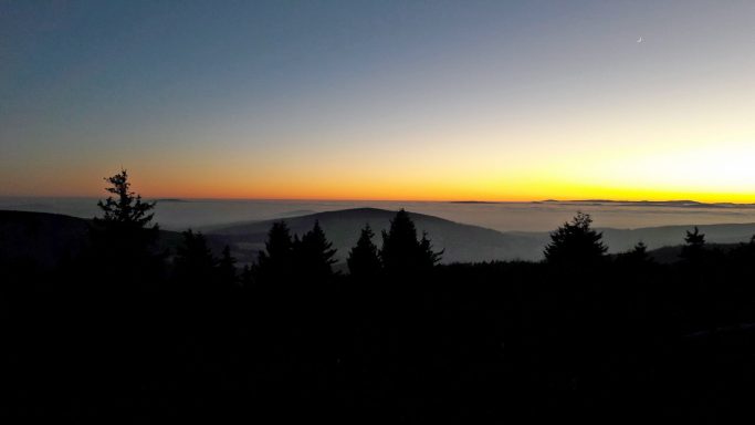Sonnenuntergang auf unserem Berg Vereinsleben SCE